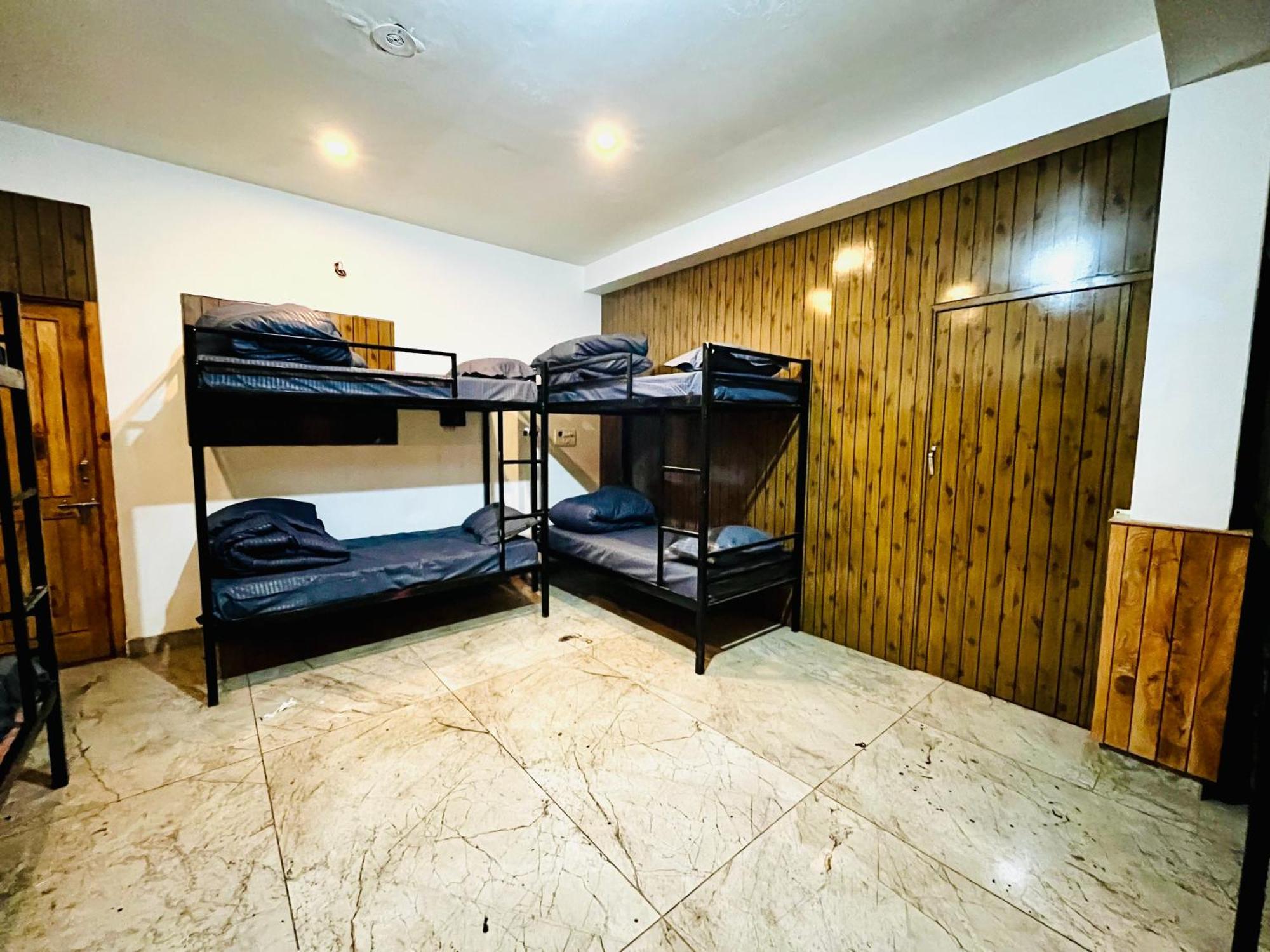 Hotel Adinova Kasol Bagian luar foto