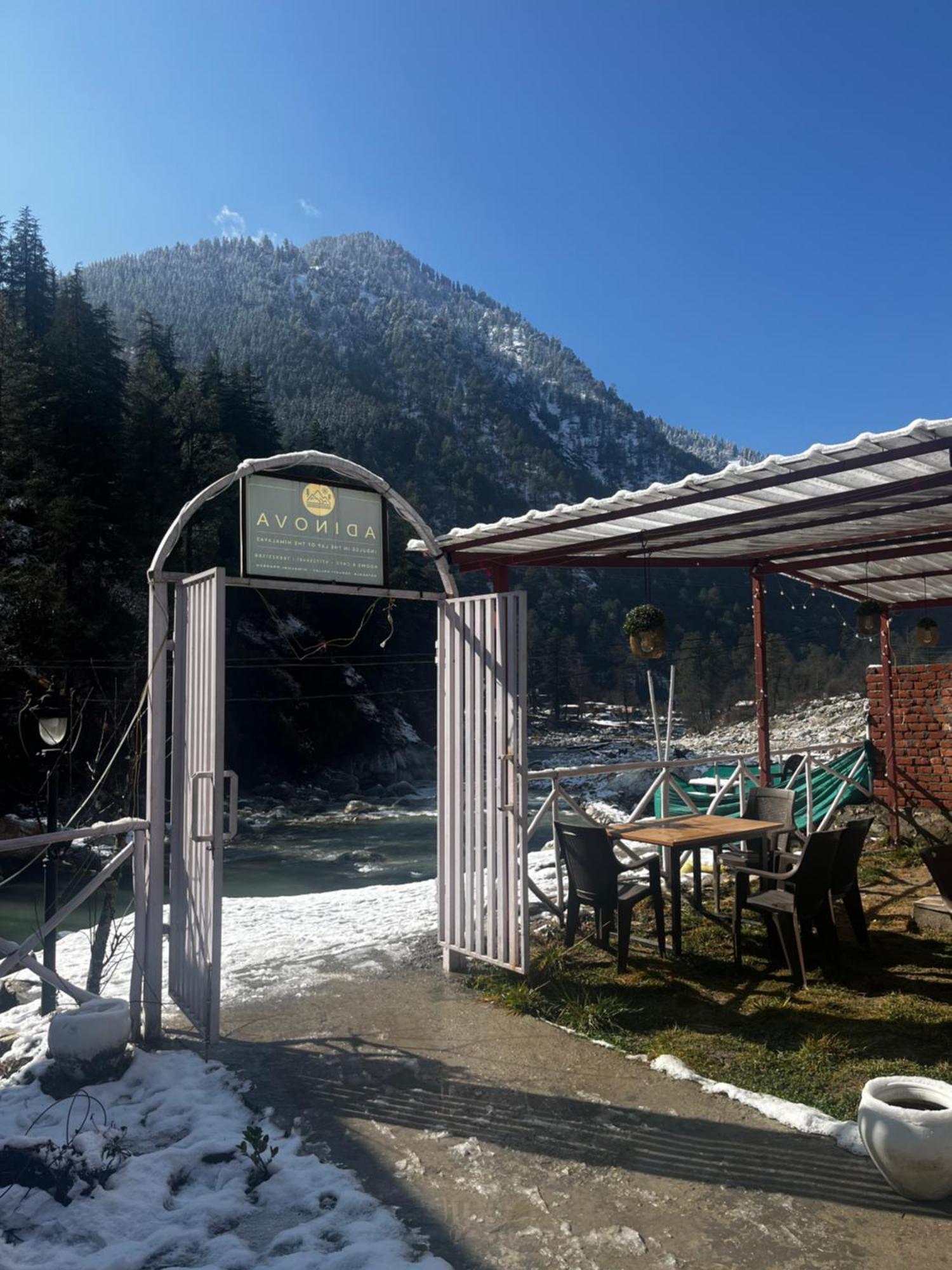 Hotel Adinova Kasol Bagian luar foto