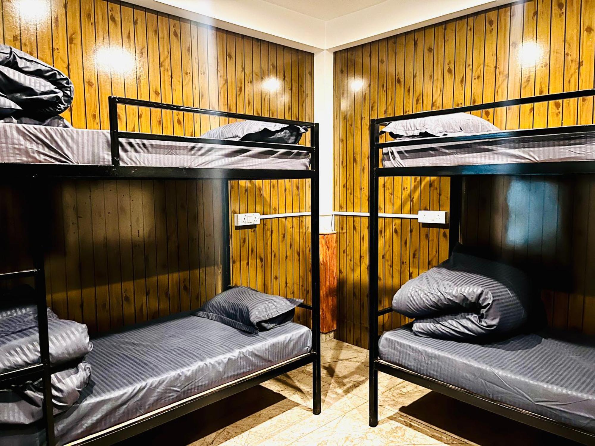 Hotel Adinova Kasol Bagian luar foto